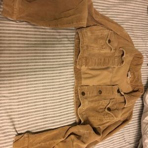 Cropped comfortable over jacket